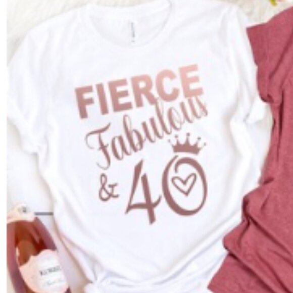 No brand Tops - 40Th birthday T shirt Fierce & Fabulous  white with rose golden Size XL